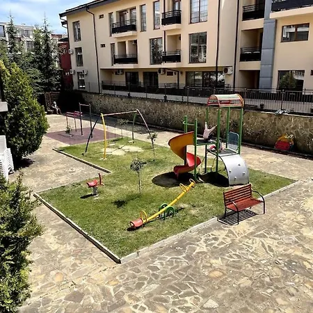 Momi Svety Vlas Panorama Bay II Studio 77 * سفيتي فلاس